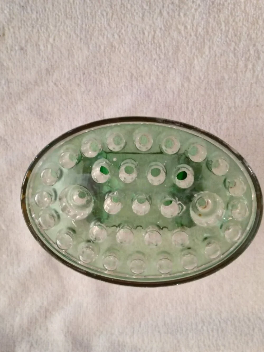 Vintage Martinsville Viking #1048 Oval Green Flower Frog